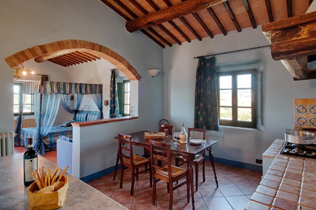 Podere La Ciabatta Casole dʼElsa Exterior foto
